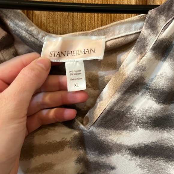 Tie Dyed Patterned Nightgown - Picture 3 of 5